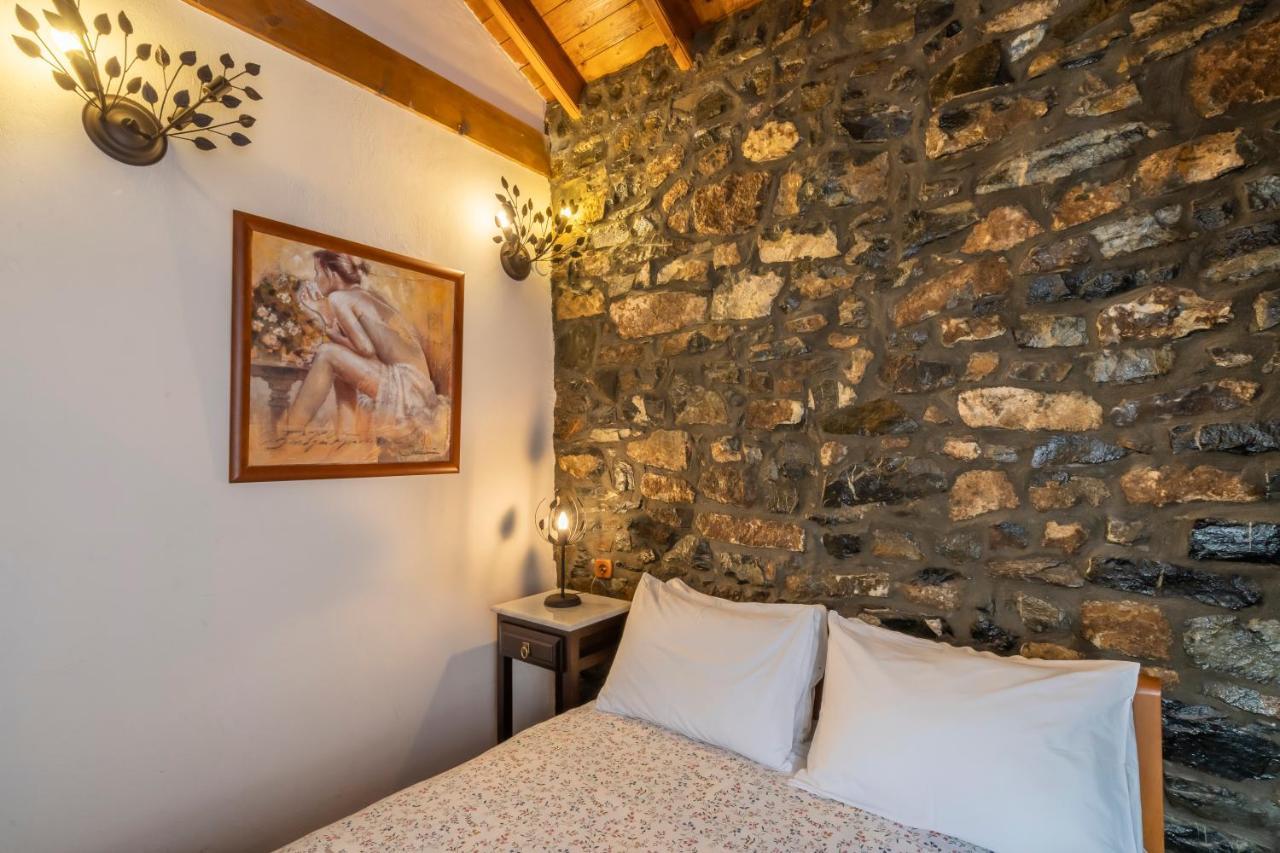 Rouga Mountain Boutique & 木屋 Áyios Athanásios