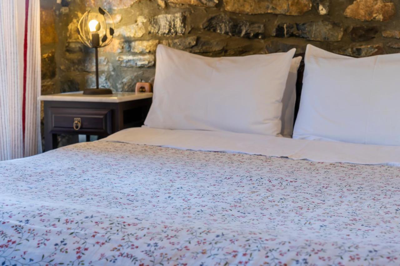 Rouga Mountain Boutique & Áyios Athanásios